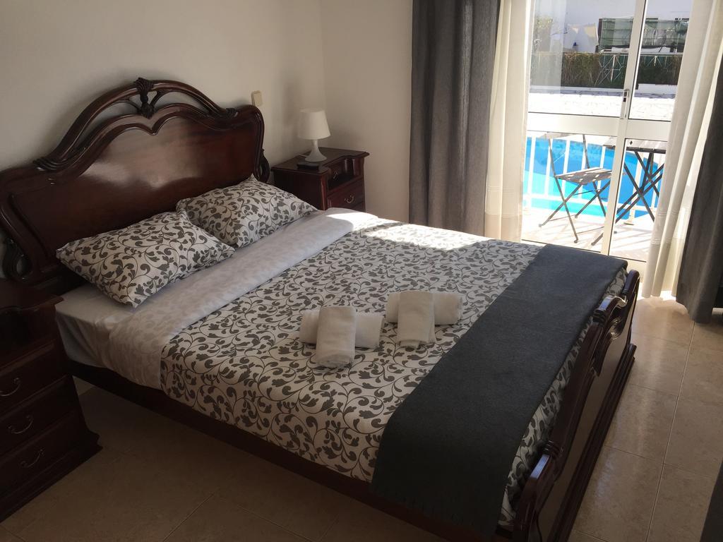 Granada Holidays Konuk evi São Martinho do Porto Dış mekan fotoğraf