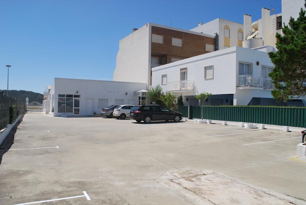 Granada Holidays Konuk evi São Martinho do Porto Dış mekan fotoğraf